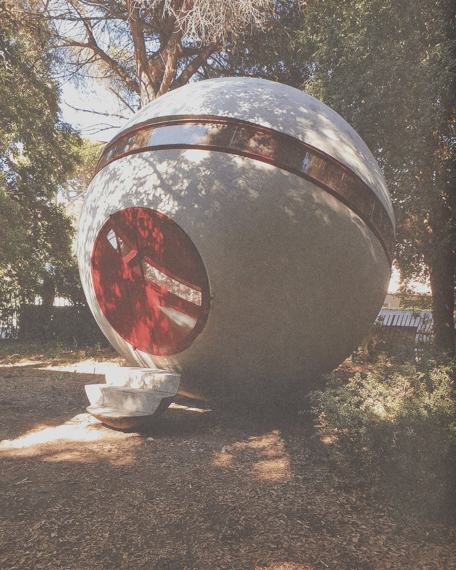 Nero Forgotten Architecture Magazine, view 5