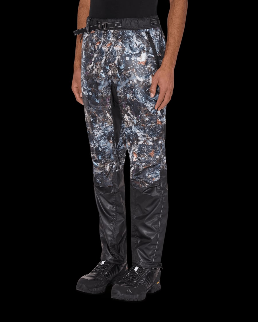 and wander Stone Printed Ripstop Pants Black, view 3