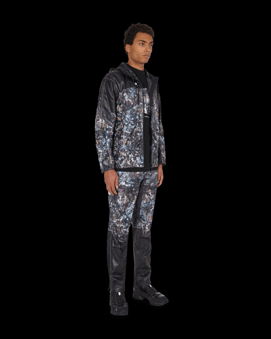 and wander Stone Printed Ripstop Pants Black, view 5
