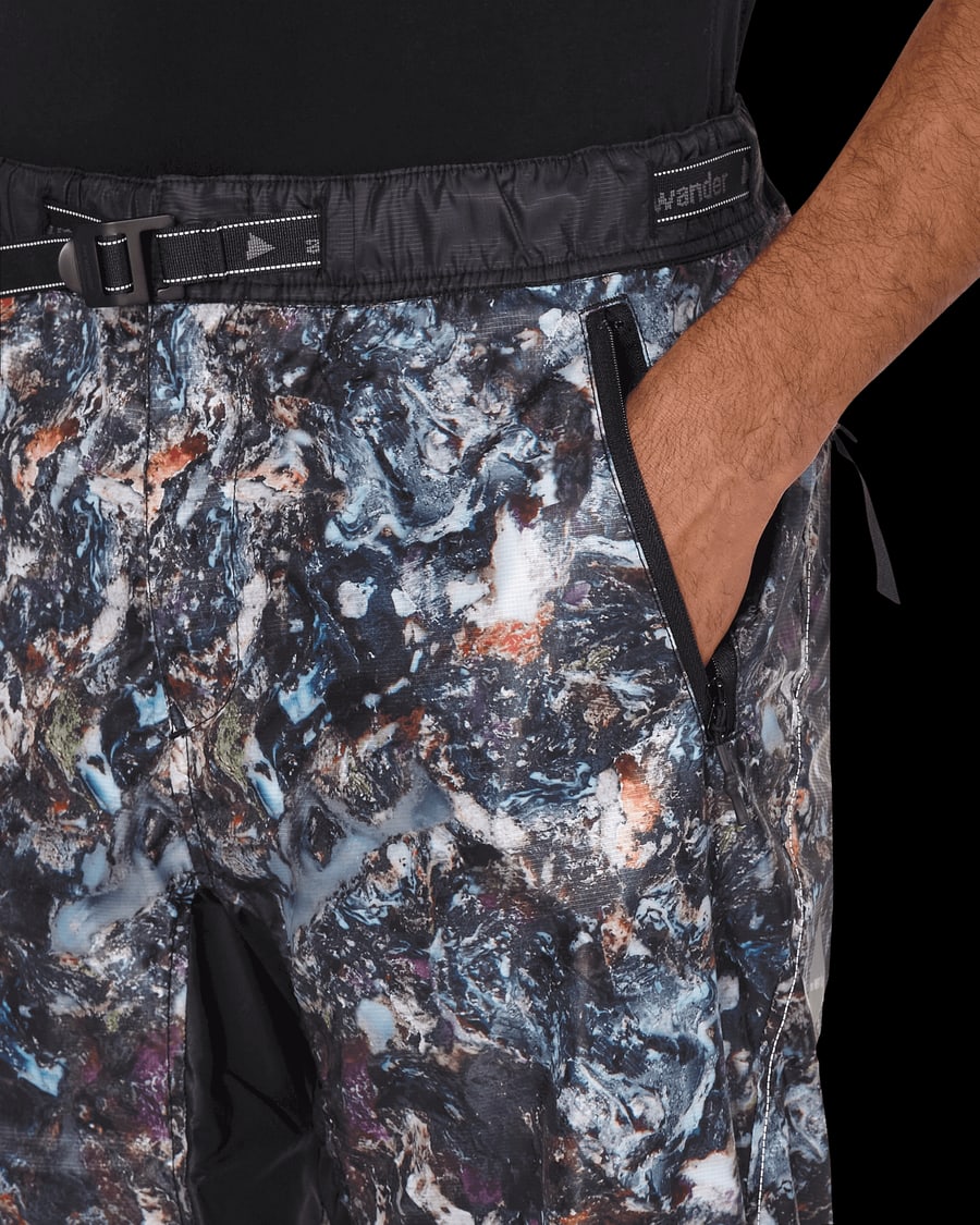 and wander Stone Printed Ripstop Pants Black, view 6