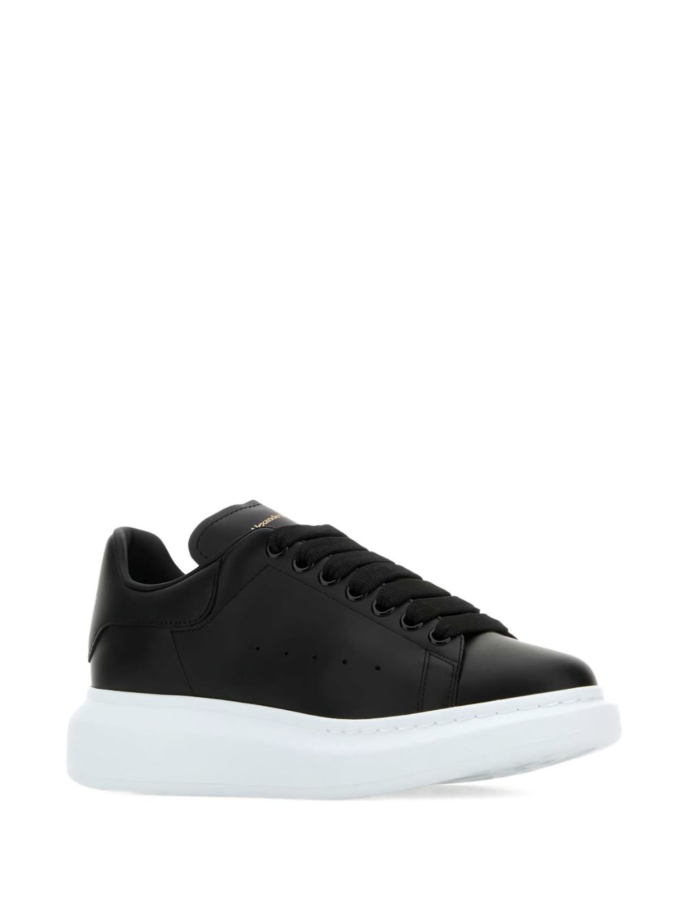 Alexander McQueen Sneakers nere con suola bianca, view 2