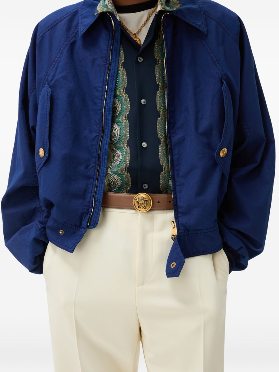 Versace Cintura in pelle marrone con fibbia Medusa dorata, view 3