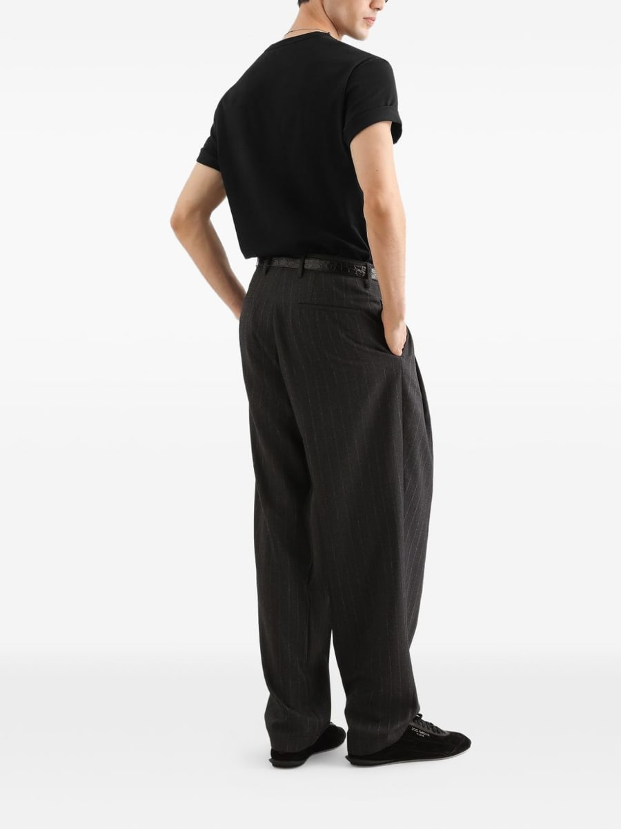 Dolce & Gabbana T-shirt con logo ricamato in cotone nero, view 4