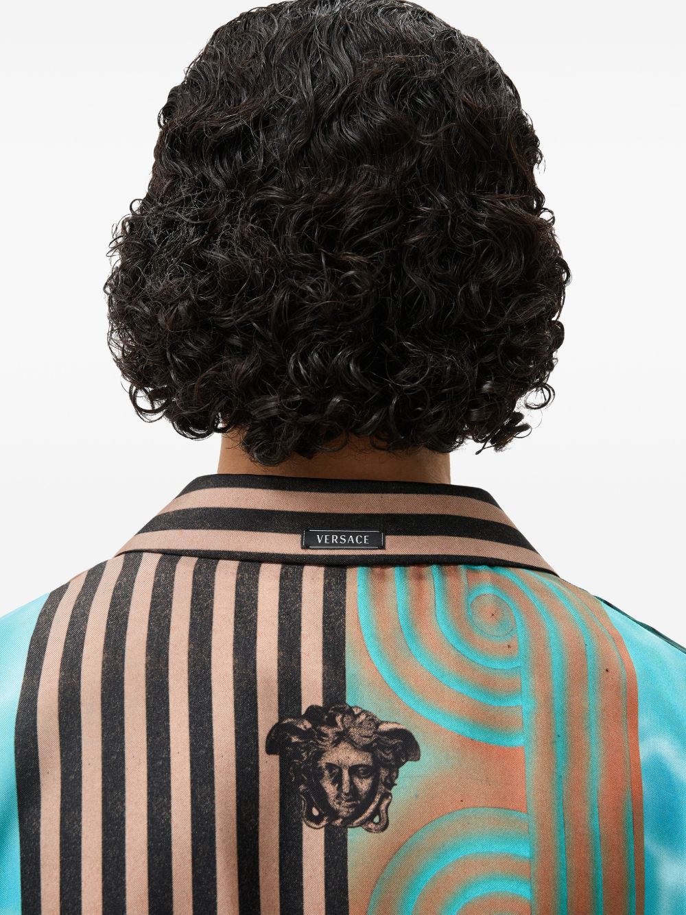 Versace Camicia a maniche corte in seta multicolor, view 2