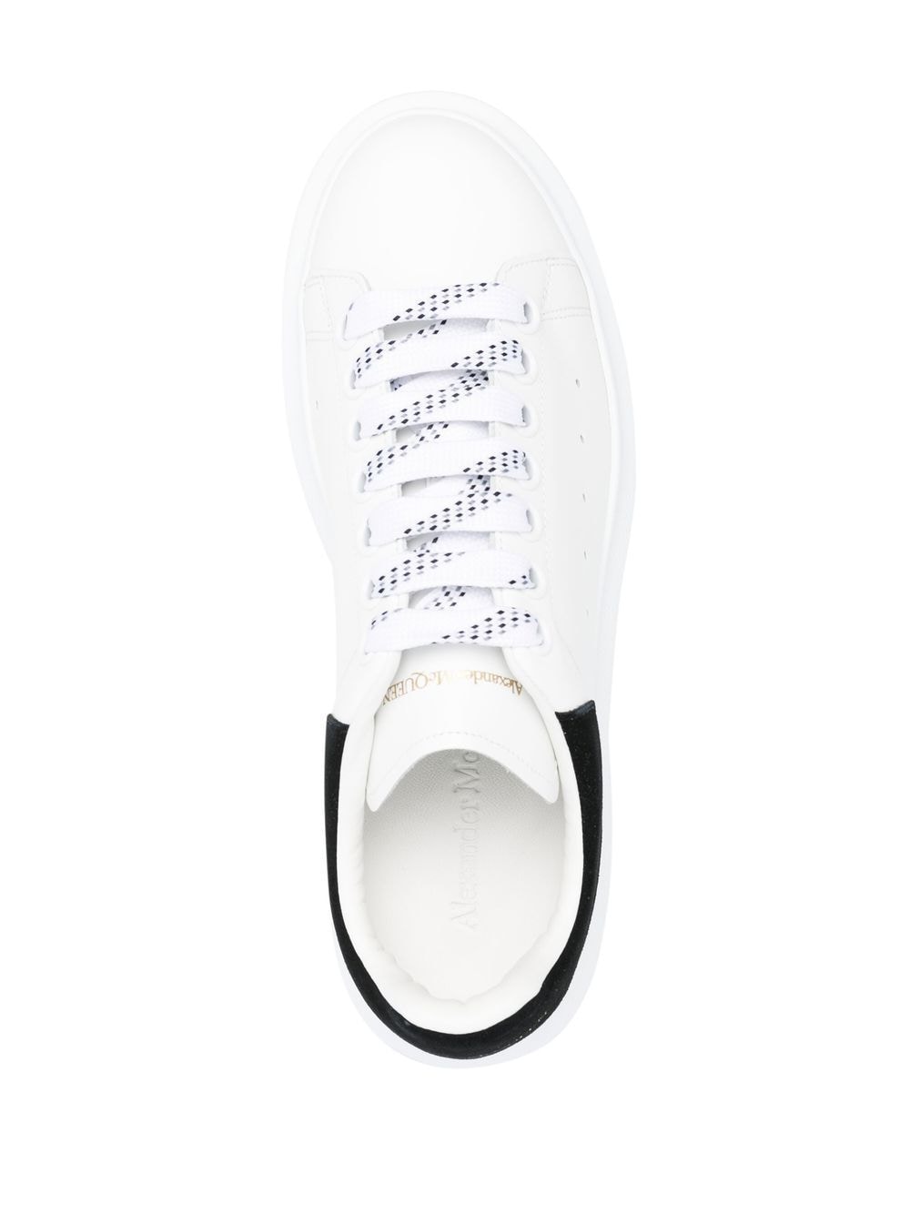 Alexander McQueen Sneakers Oversize in pelle di vitello bianca, view 2