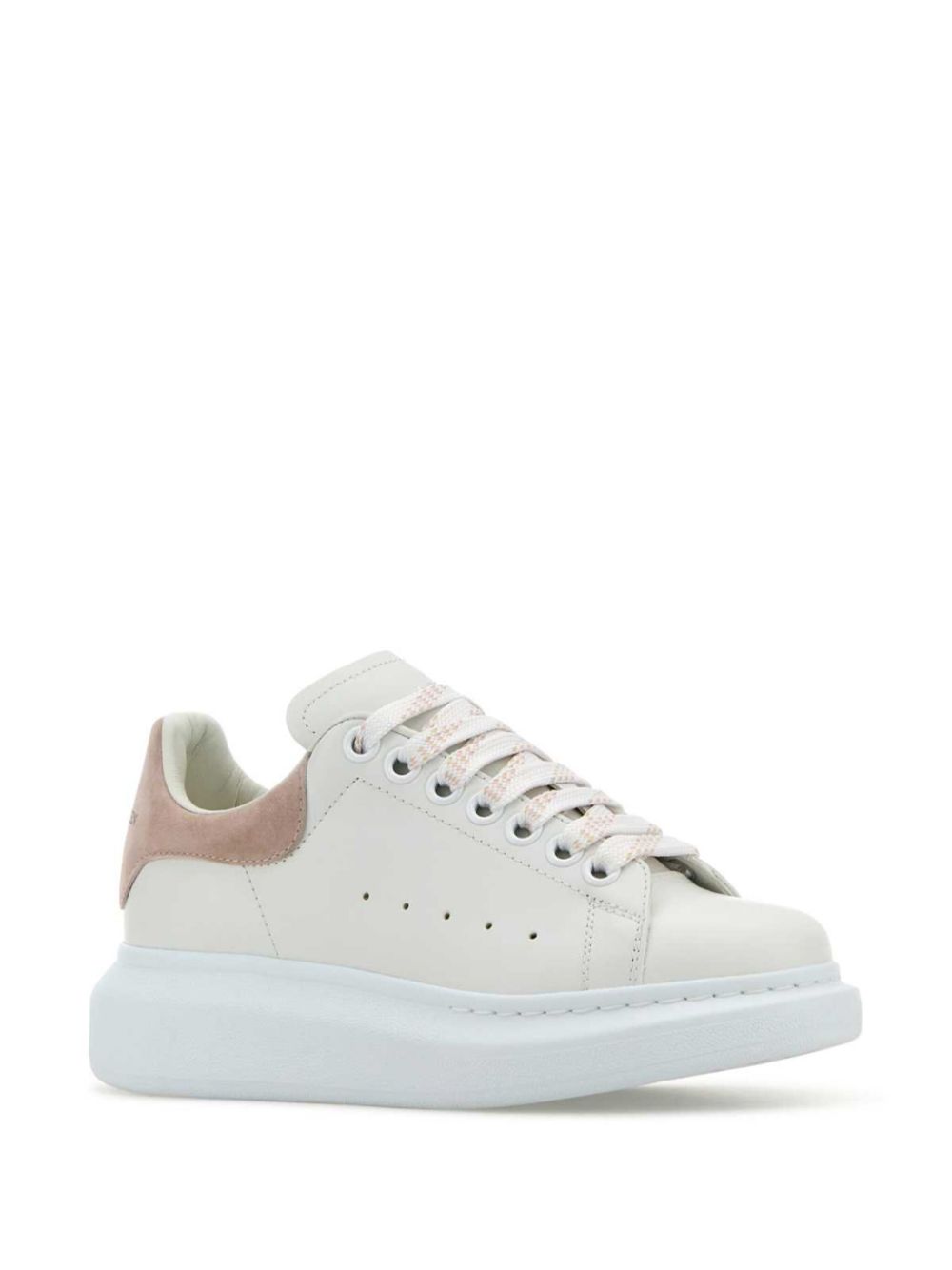 Alexander McQueen Sneakers Oversize in pelle di vitello bianca e beige, view 2