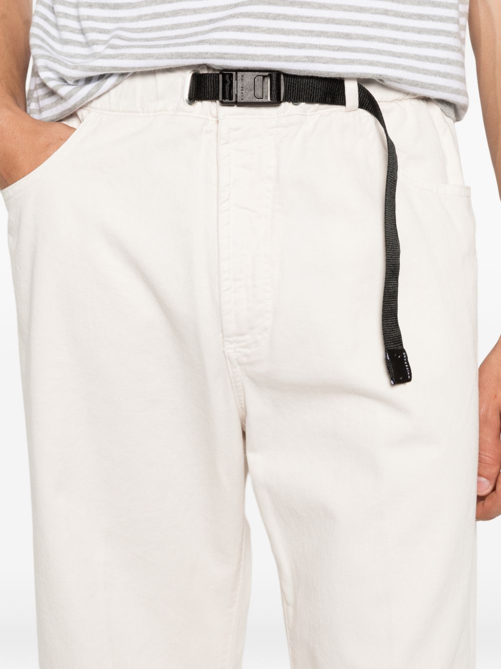 WHITE SAND Pantaloni in cotone bianco con cintura nera, view 2