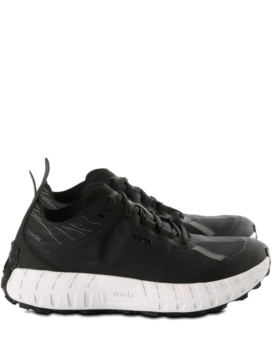 NORDA Sneakers Dyneema nere con suola bianca