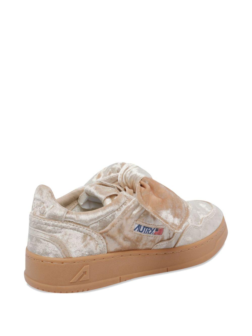 Autry Sneakers MEDALIST LOW 'VELVET' Autry, view 2