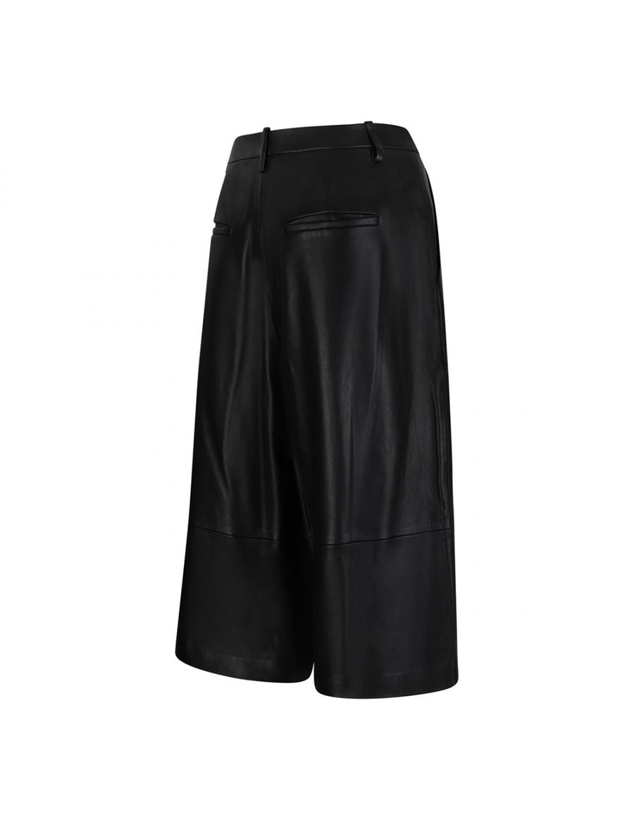 VINCE Leather bermuda shorts, view 4