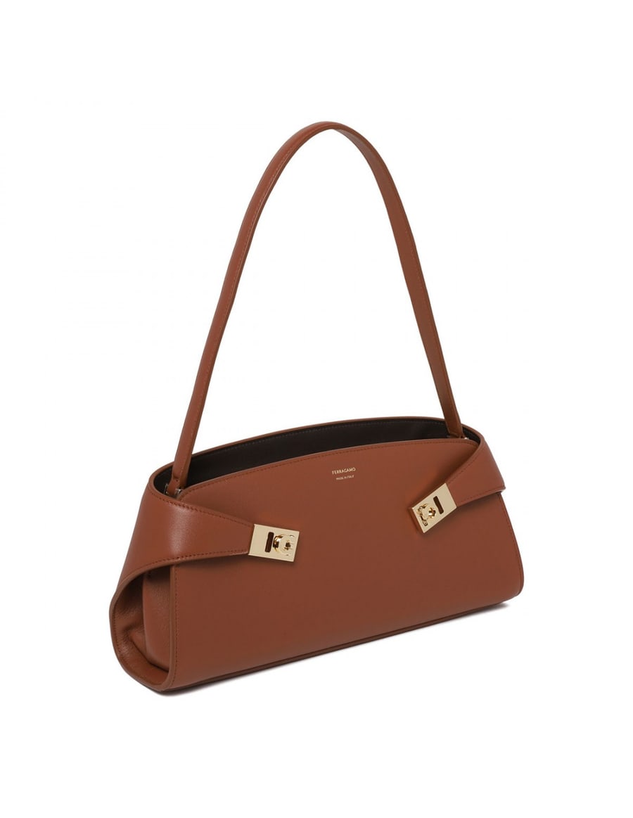 Ferragamo Huge East West shoulder bag, view 3