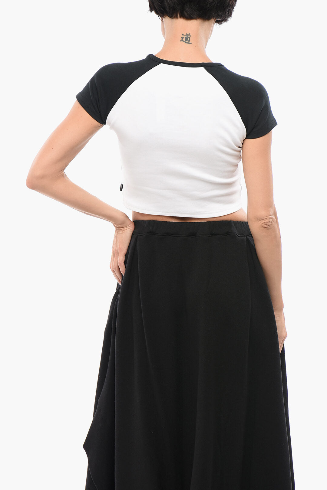Converse 0550~ALL STAR CHCUK TAYLOR Two-Tone Crop Crewneck T-Shirt, view 2
