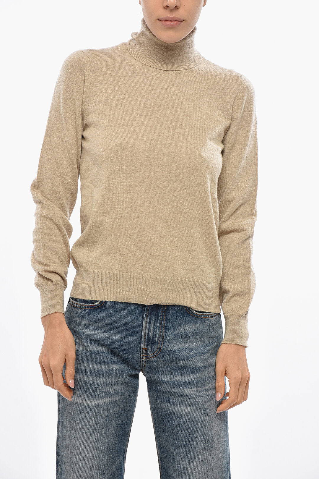 Malo 2500~Virgin Wool and Cashmere Turtleneck Sweater
