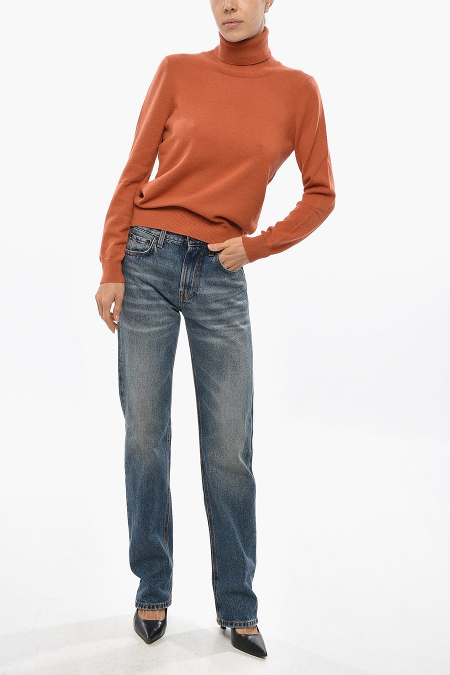 Malo 2950~Virgin Wool and Cashmere Turtleneck Sweater, view 4