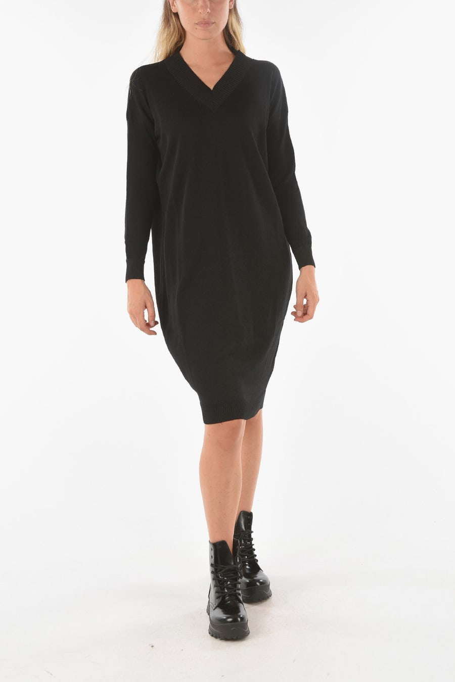 Ixos 3500~Midi Knit Dress SWAPS with V-Neck