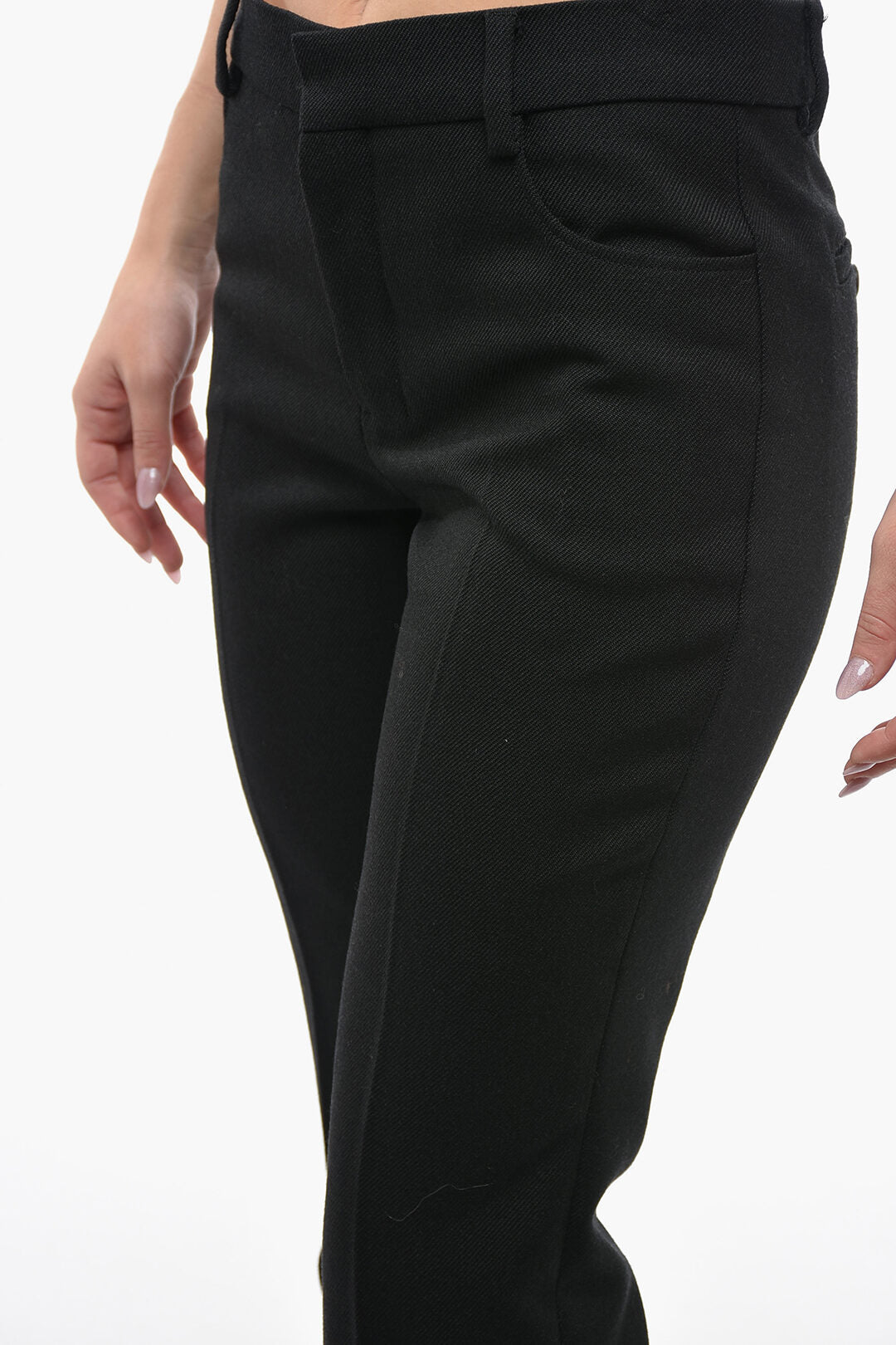 Ami Alexandre Mattiussi 3500~Virgin Wool Flared Trousers with One-front Pleat