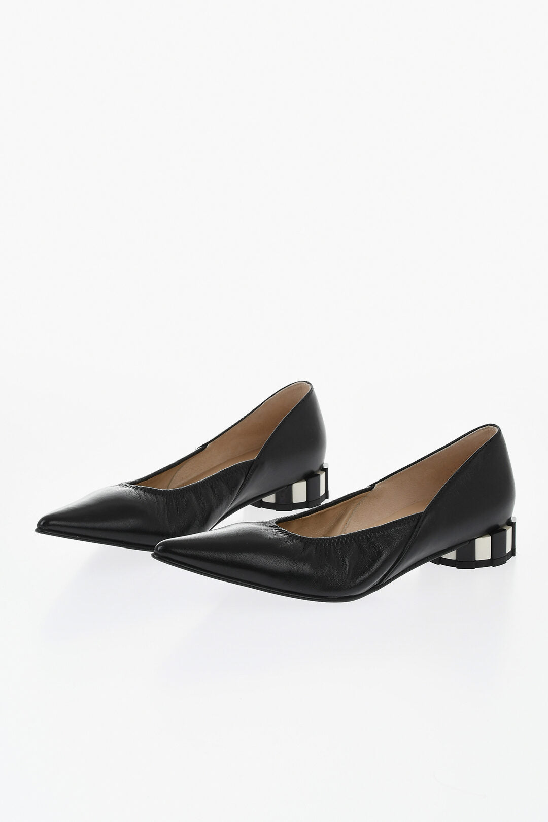 Ami Alexandre Mattiussi 1500~Leather Ballet Flats With Narrow Toe And 2cm Round Heel