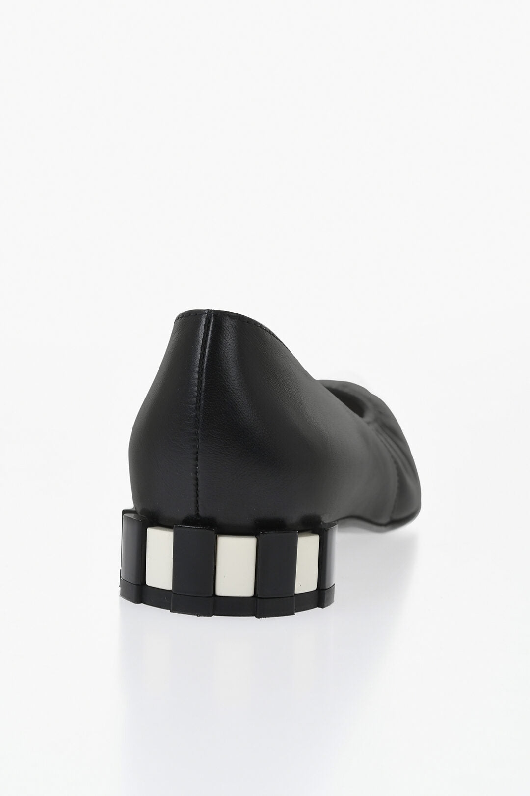 Ami Alexandre Mattiussi 1500~Leather Ballet Flats With Narrow Toe And 2cm Round Heel, view 2