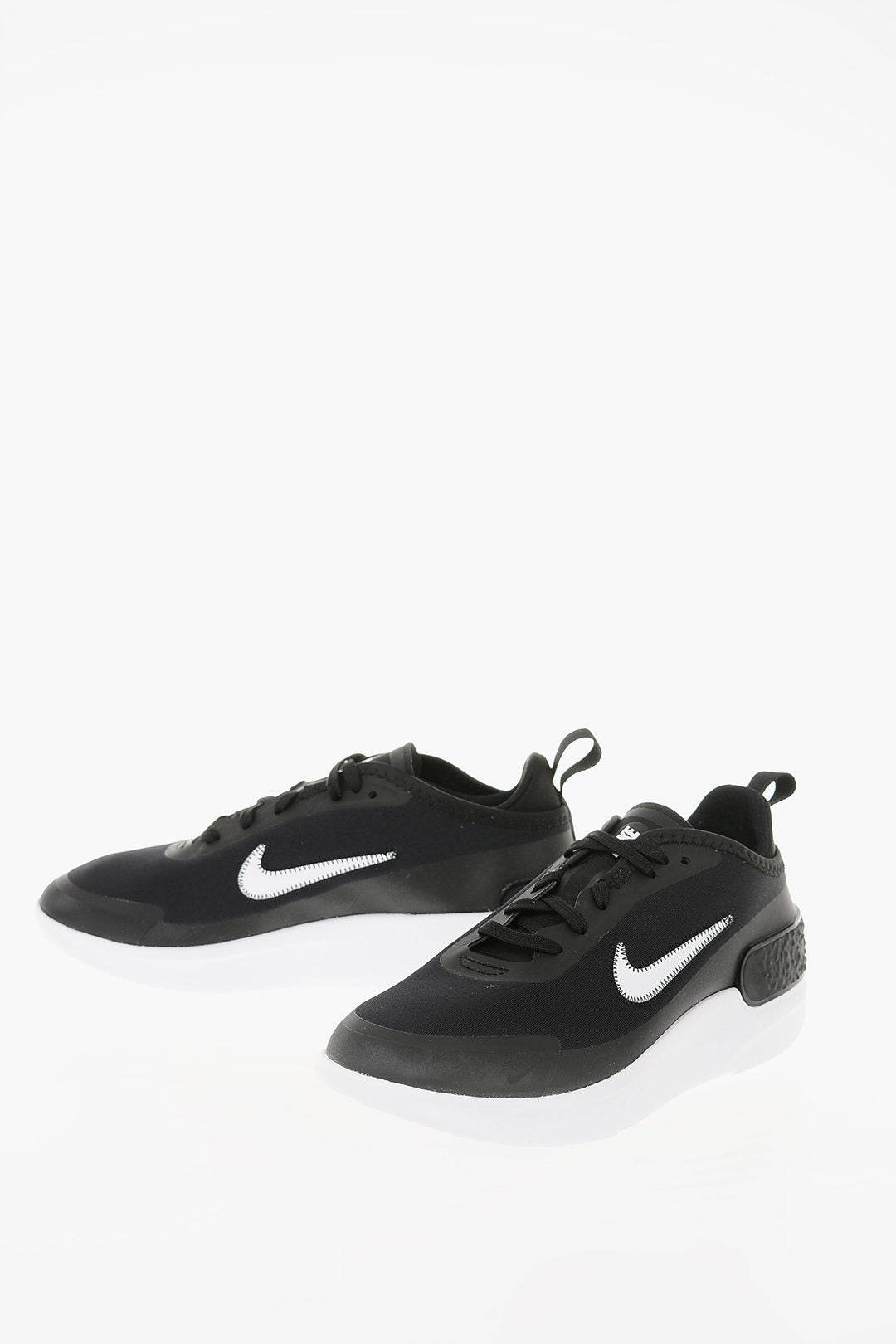 Nike 1500~Textile Sneaker NIKE AMIXA