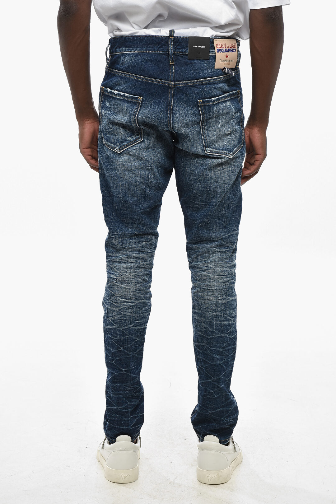 Dsquared2 0405~Cool Guy Fit Vintage-Effect Denim Jeans 17cm, view 2