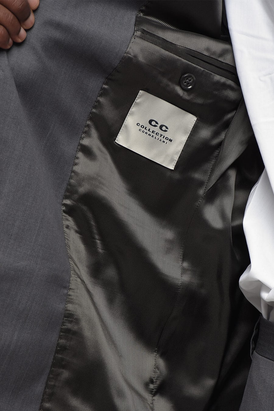 Corneliani 0470~CC COLLECTION Virgin Wool Suit with Peak Lapel, view 6