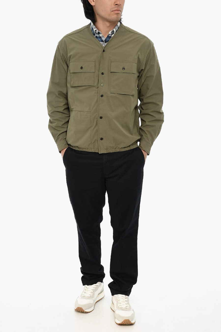 Woolrich 0850~Solid Overshirt HIGH AERATION with Front Button Closure, view 4