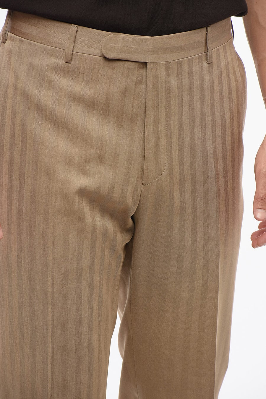 Corneliani 2500~Cotton Single-Breasted Suit with Flap Pockets, view 3