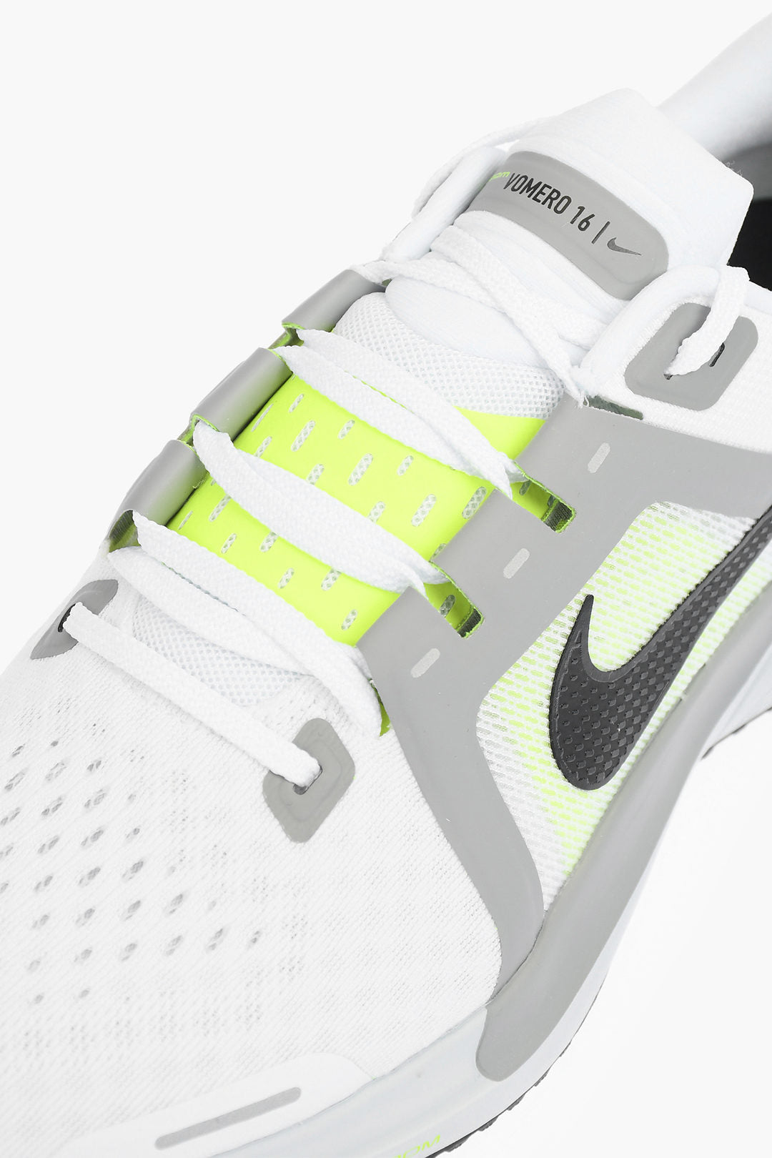 Nike 0405~Textile Sneakers AIR ZOOM VOMERO 16