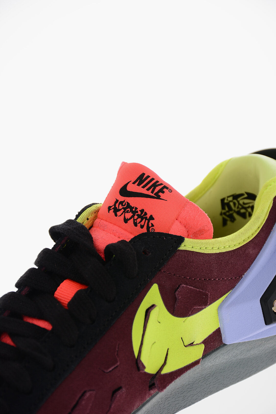 Nike 0900~Low-Top Suede Sneakers BLAZER Vintage-Effect with Badge, view 2