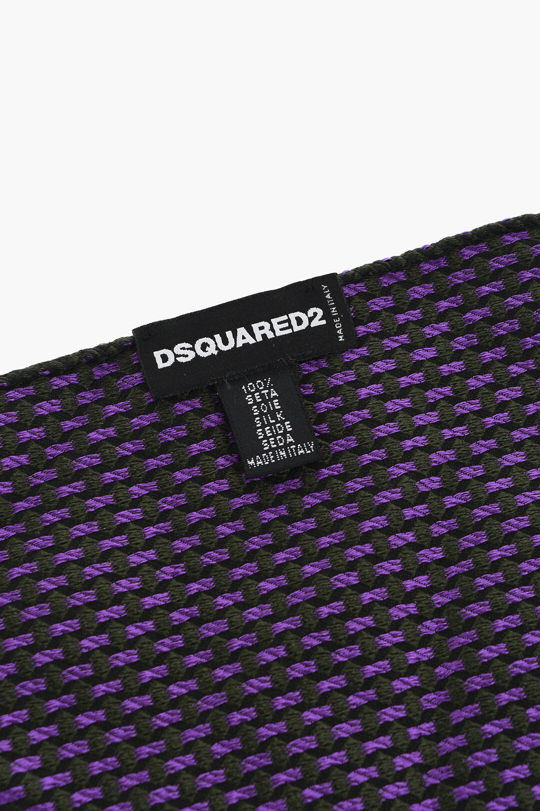Dsquared2 2550~Diamond Silk Pocket Square