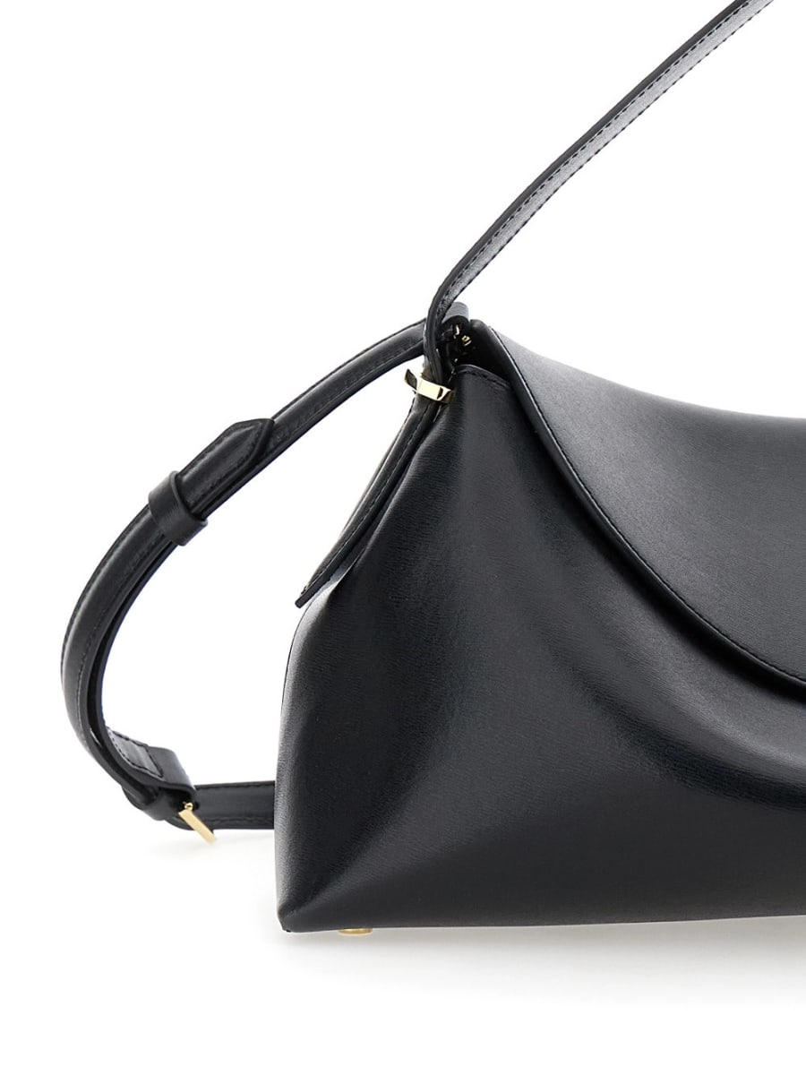 Toteme Borsa a Mano 'T-Lock' con Tracolla e Chiusura a T in Pelle Martellata Nera Donna, view 5